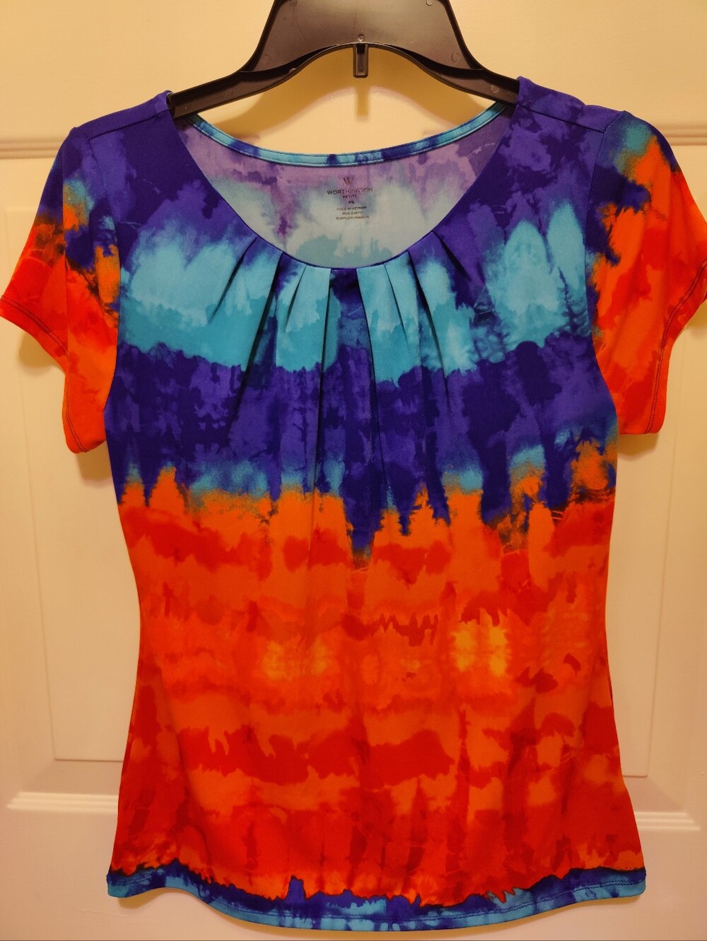 Worthington Tie-Dye Short Sleeve Scoop Neck Top in Blue & Orange